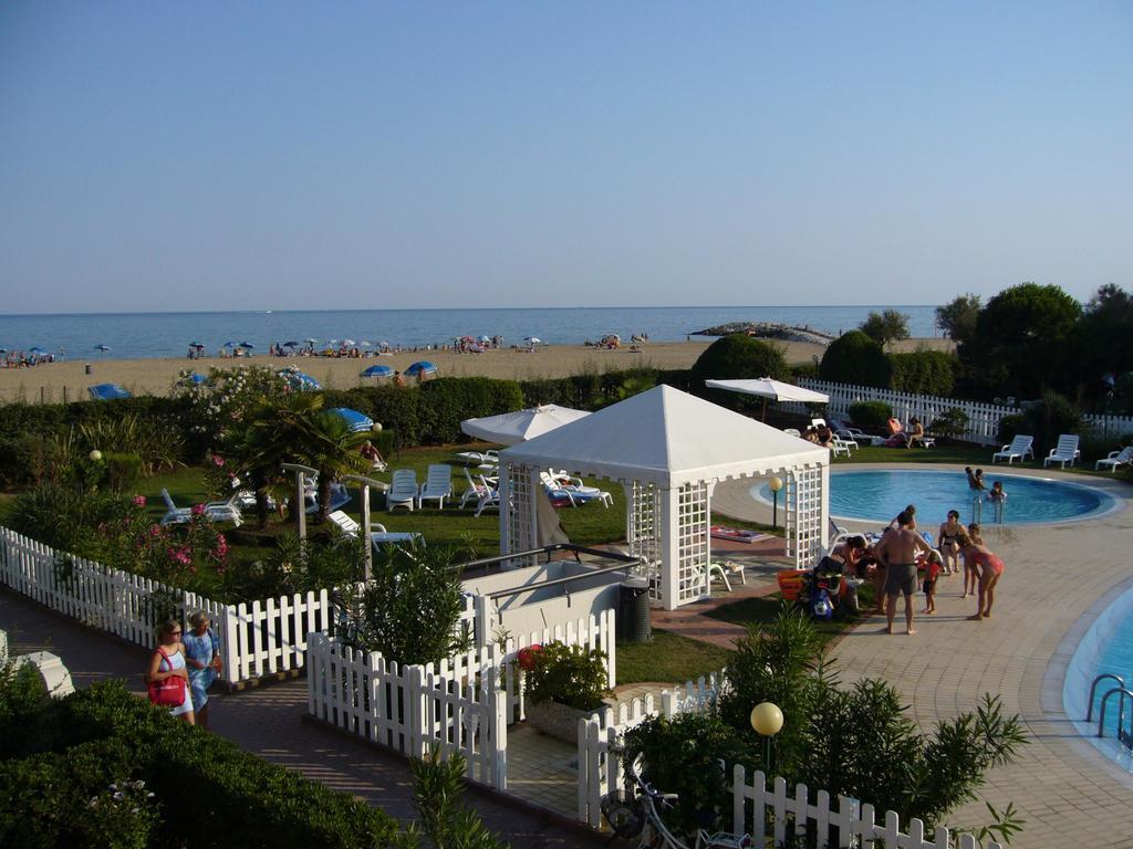 Residence Porto Sole Cavallino-Treporti Exteriör bild