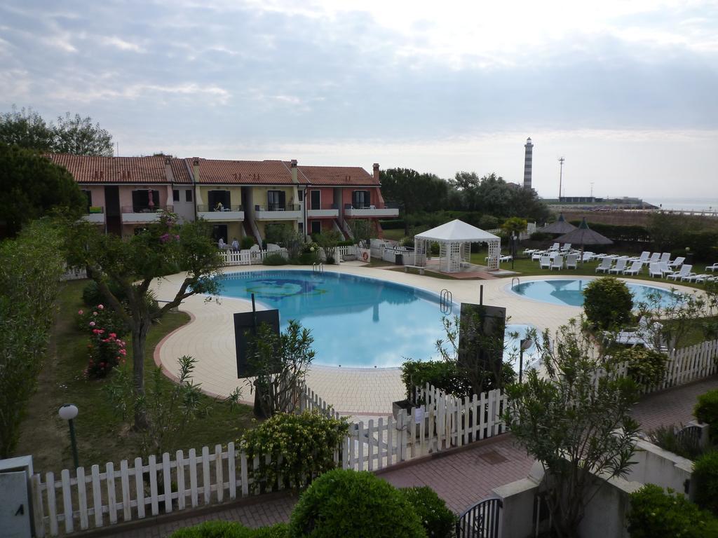 Residence Porto Sole Cavallino-Treporti Exteriör bild